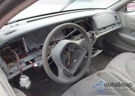 1998 Ford Crown Victoria from USA, damaged, VIN 2FAFP73W0WX112103